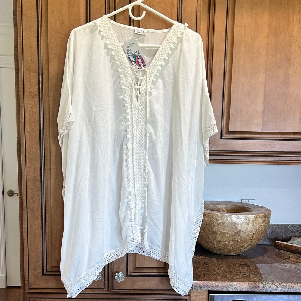 Women’s White Crochet-Trim Swim Coverup
